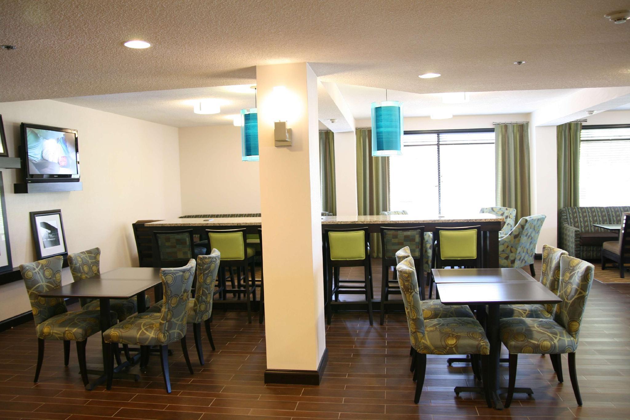 Spark By Hilton Colorado Springs I 25 Central Restaurace fotografie