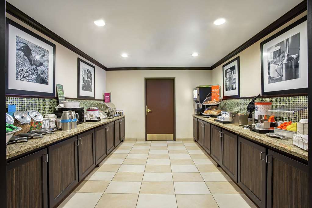 Spark By Hilton Colorado Springs I 25 Central Restaurace fotografie